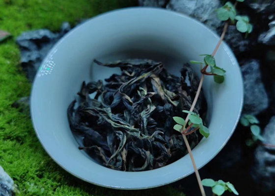 Jin Junmei 80g hộp quà đóng hộp trà hoa núi wuyi hạt nhỏ nhà máy trà lianyun bán buôn