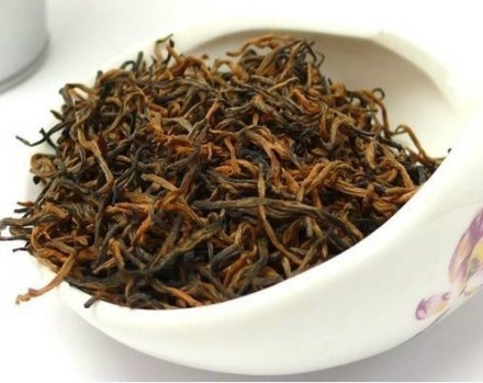 Trải nghiệm sự thanh lịch của trà trắng Feibai Anji nấm vàng - Trà hoa hồng vàng