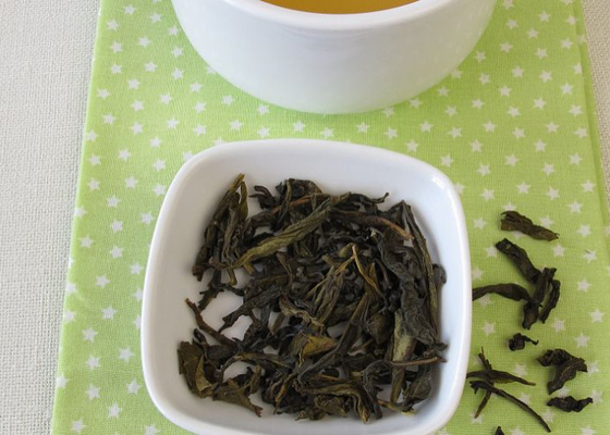 Trà Oolong bán oxy hóa 90-95°C Sản xuất nóng hoặc lạnh để thưởng thức